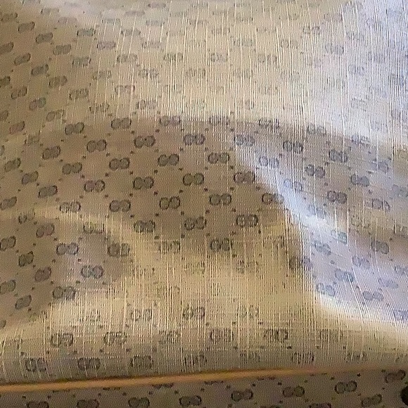 Gorgeous Gucci Vintage Tote ❤️❤️💚 - Picture 13 of 16